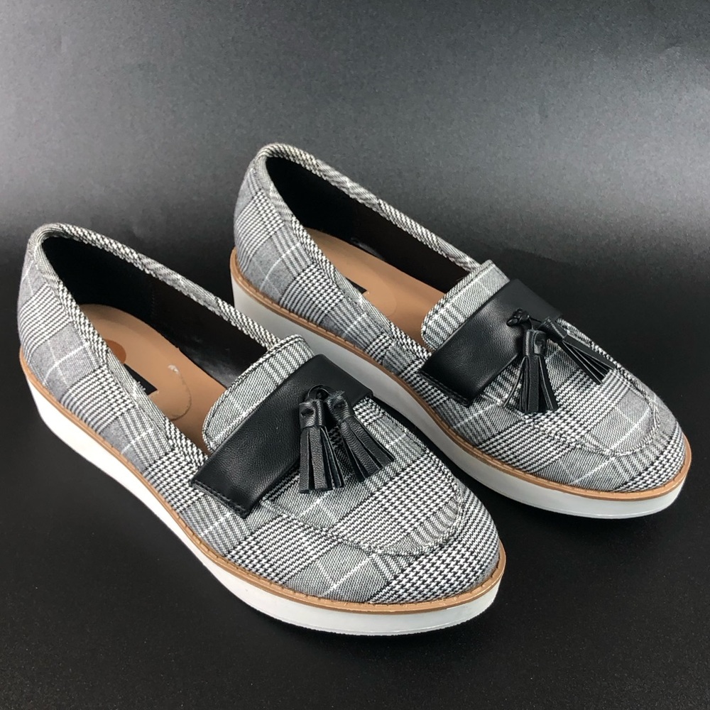 Parker & Sky Woman’s Plaid Tassel Loafers Size 8